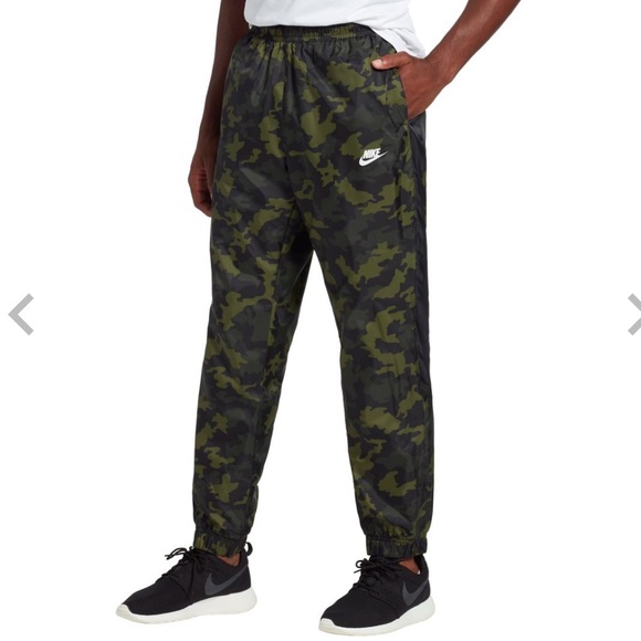 nike camo trackies